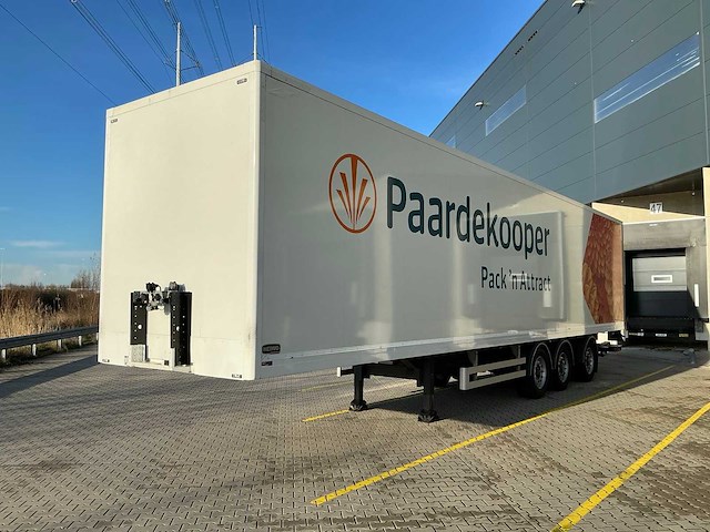 2015 h.t.f. oplegger - afbeelding 1 van  27