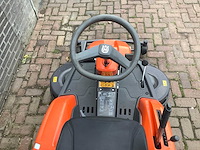 2015 husqvarna 318 awd zitmaaier - afbeelding 2 van  2
