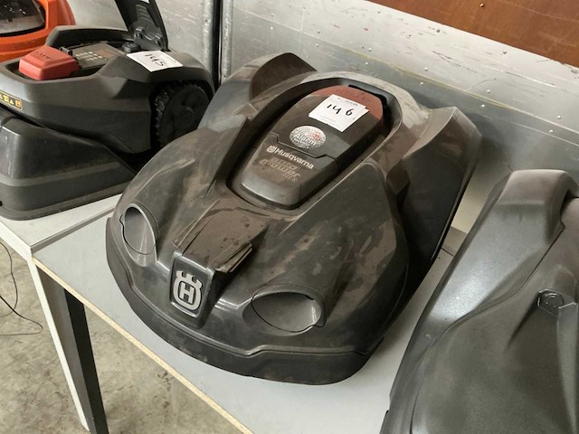 2015 husqvarna automower 330x robotmaaier - afbeelding 1 van  5