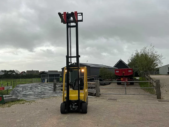 2015 hyster j1.8xtn vorkheftruck - afbeelding 1 van  8