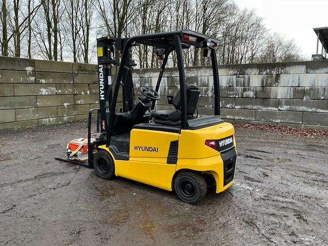 2015 hyundai 18b-9 vorkheftruck - afbeelding 23 van  34