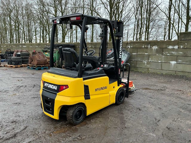 2015 hyundai 18b-9 vorkheftruck - afbeelding 30 van  34