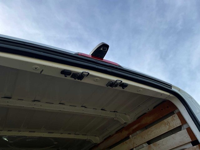 2015 hyundai h350 bedrijfswagen - afbeelding 24 van  35