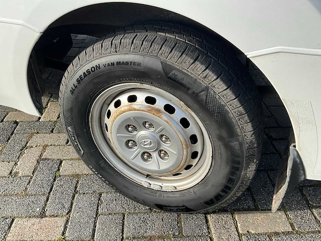 2015 hyundai h350 bedrijfswagen - afbeelding 33 van  36