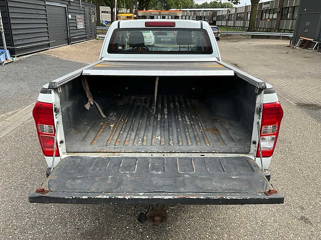 2015 isuzu d-max 2.5 td extended cab bedrijfswagen vl-771-r - afbeelding 10 van  42