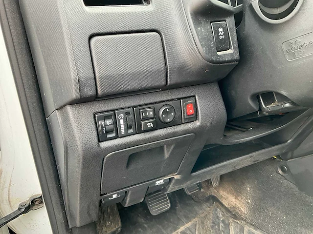 2015 isuzu d-max 2.5 td extended cab bedrijfswagen vl-771-r - afbeelding 20 van  42