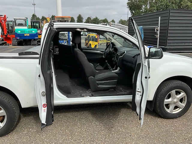 2015 isuzu d-max 2.5 td extended cab bedrijfswagen vl-771-r - afbeelding 28 van  42