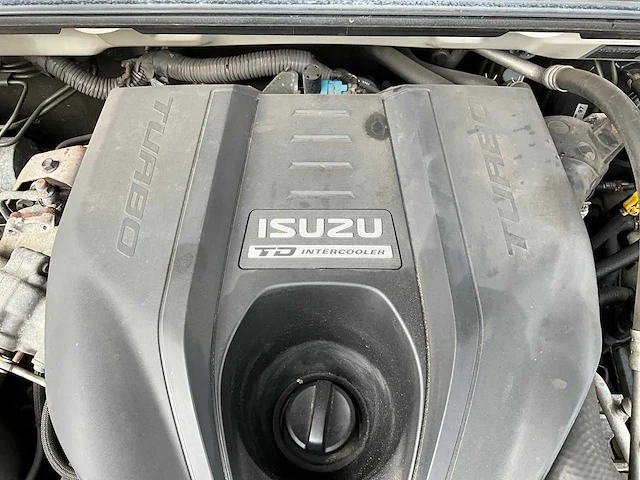 2015 isuzu d-max 2.5 td extended cab bedrijfswagen vl-771-r - afbeelding 34 van  42