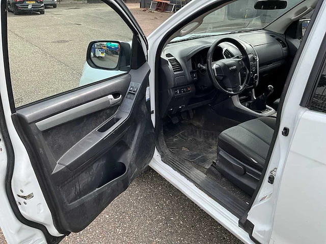 2015 isuzu d-max 2.5 td extended cab bedrijfswagen vl-771-r - afbeelding 13 van  42