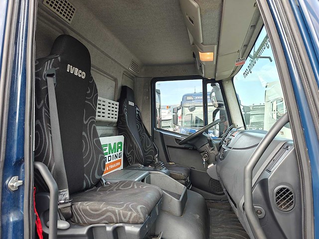 2015 iveco 150e22 vrachtwagen - afbeelding 11 van  28