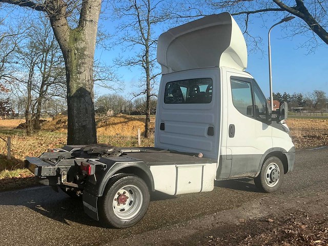 2015 iveco daily 40-210 be trekker v-712-sb - afbeelding 2 van  39