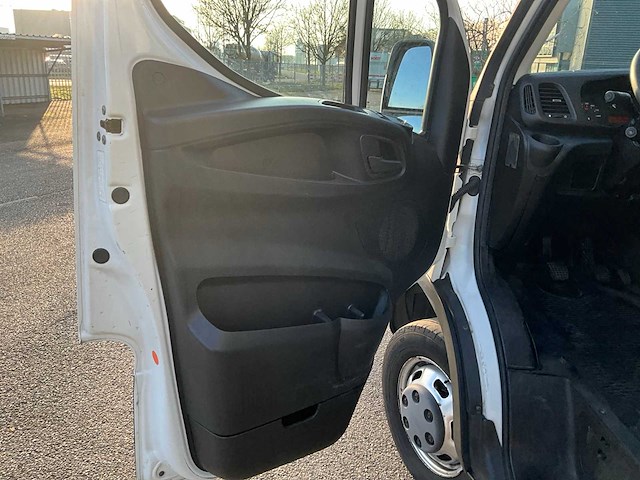2015 iveco daily bakwagen - afbeelding 9 van  38