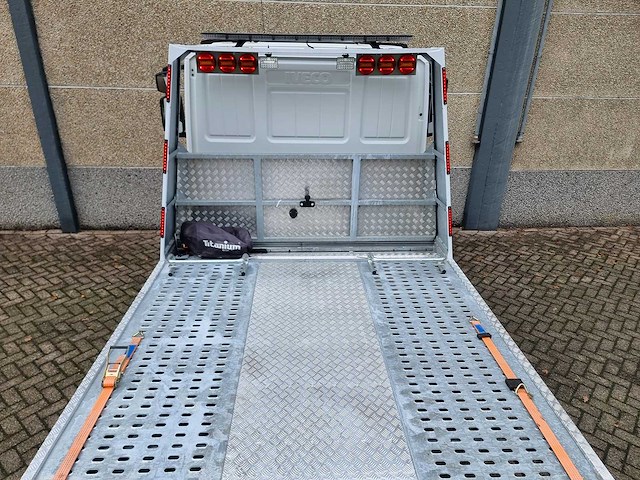 2015 iveco eurocargo 80 e6 80e19 oprijwagen / vrachtwagen - afbeelding 30 van  33