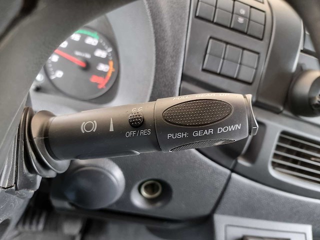 2015 iveco eurocargo 80 e6 80e19 oprijwagen / vrachtwagen - afbeelding 31 van  33