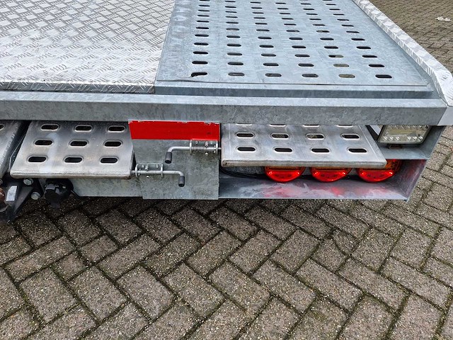 2015 iveco eurocargo 80 e6 80e19 oprijwagen / vrachtwagen - afbeelding 17 van  32