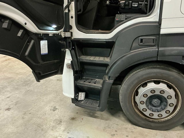 2015 iveco vrachtwagen - afbeelding 5 van  31