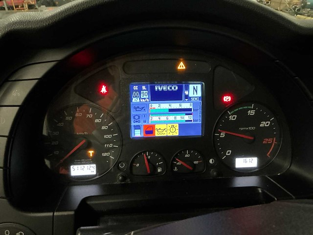 2015 iveco vrachtwagen - afbeelding 7 van  31