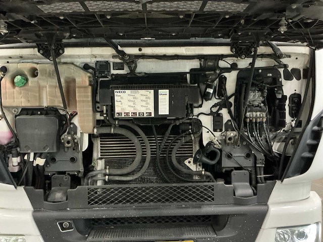 2015 iveco vrachtwagen - afbeelding 22 van  31