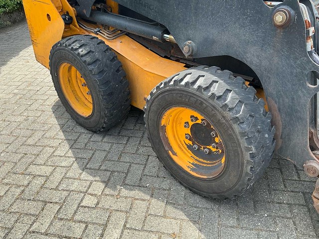 2015 jcb 135 - schranklader - afbeelding 2 van  31