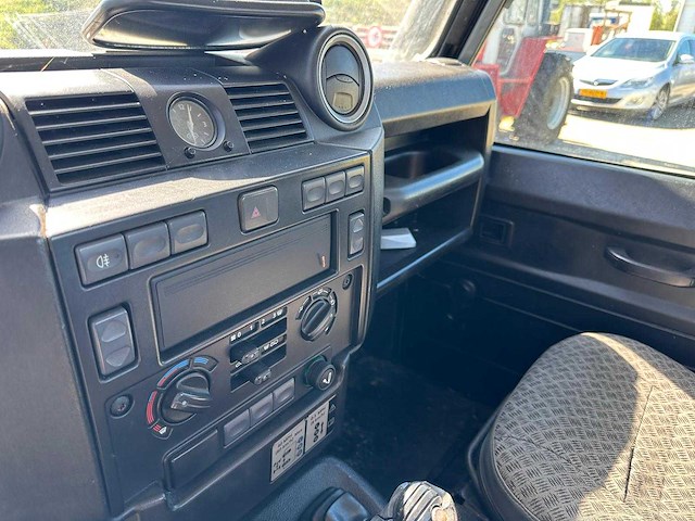 2015 jeep defender personenauto - afbeelding 26 van  44