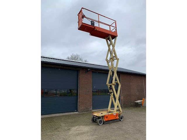 2015 jlg 1930 es schaarhoogwerker - afbeelding 2 van  18