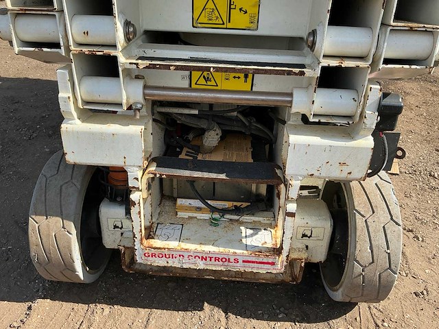 2015 jlg 1930es schaarhoogwerker - afbeelding 8 van  27