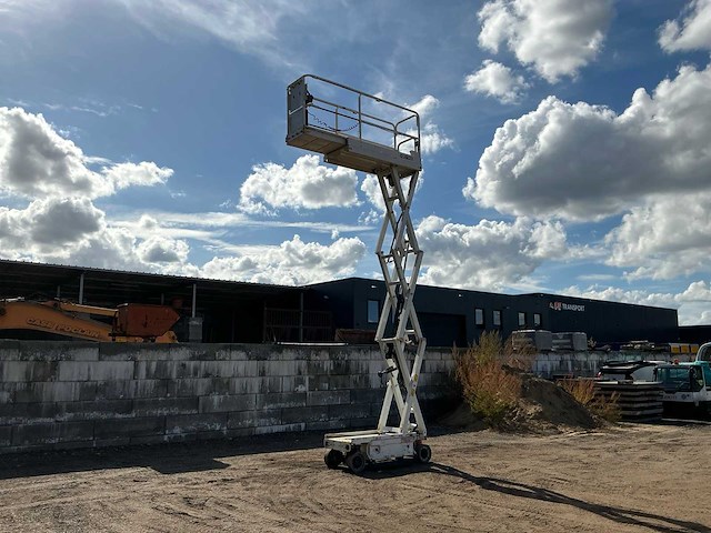 2015 jlg 1930es schaarhoogwerker - afbeelding 15 van  27