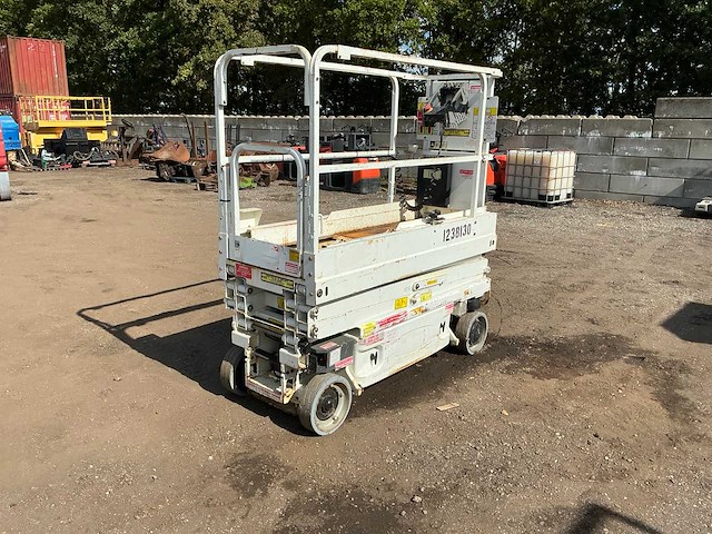 2015 jlg 1930es schaarhoogwerker - afbeelding 23 van  27