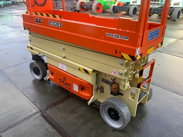 2015 jlg 2032 es schaarhoogwerker - afbeelding 7 van  27