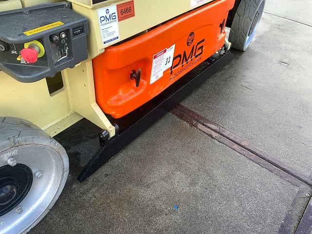 2015 jlg 2032 es schaarhoogwerker - afbeelding 11 van  27