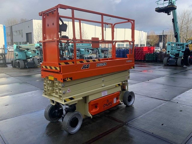 2015 jlg 2032 es schaarhoogwerker - afbeelding 27 van  27