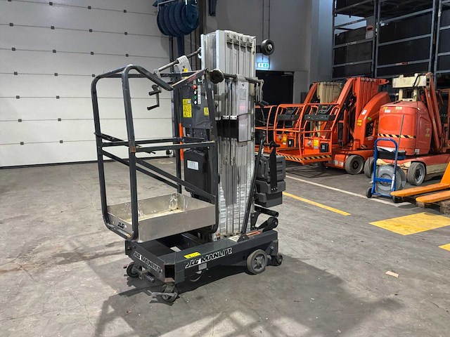 2015 jlg 25am hoogwerker - afbeelding 1 van  9