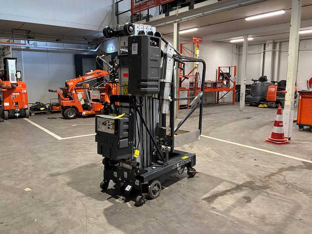 2015 jlg 25am hoogwerker - afbeelding 3 van  9