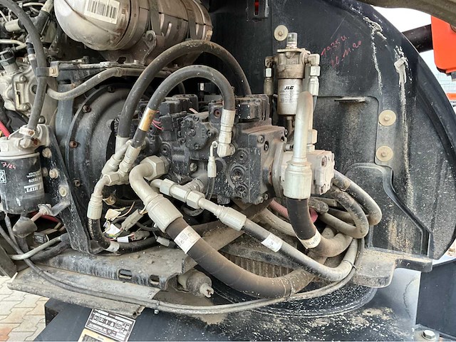 2015 jlg 660sjc rups telescoop hoogwerker - afbeelding 28 van  46