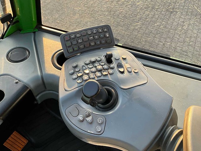 2015 john deere 1110e it4 forwarder - afbeelding 27 van  40