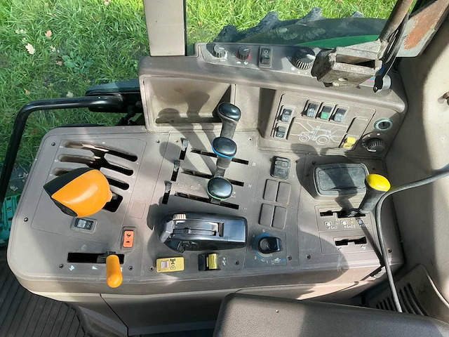 2015 john deere 6130m – autoquad plus eco – tls – zuidberg fronthef – dubbellucht - afbeelding 14 van  37