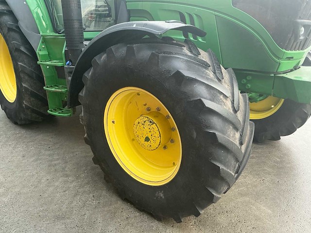 2015 john deere 6150m - vierwielaangedreven landbouwtractor - afbeelding 4 van  33