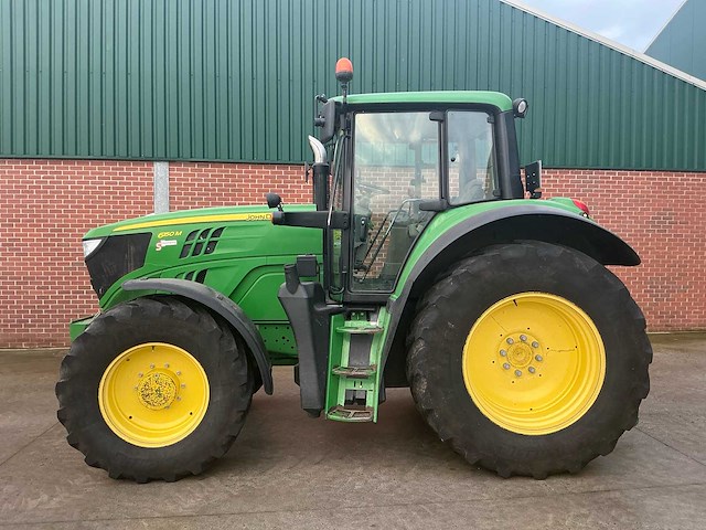 2015 john deere 6150m - vierwielaangedreven landbouwtractor - afbeelding 2 van  33