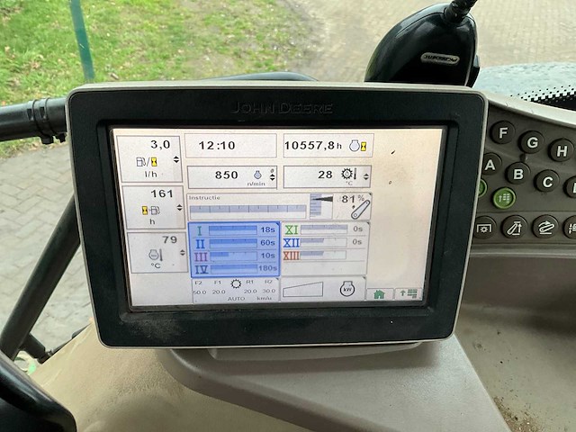 2015 john deere 6210r vierwielaangedreven landbouwtractor - afbeelding 5 van  26