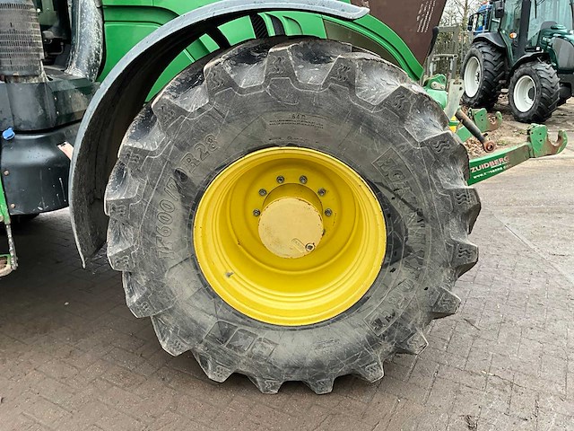 2015 john deere 6210r vierwielaangedreven landbouwtractor - afbeelding 13 van  26