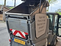 2015 kärcher mc130 straatveegmachine - afbeelding 11 van  16