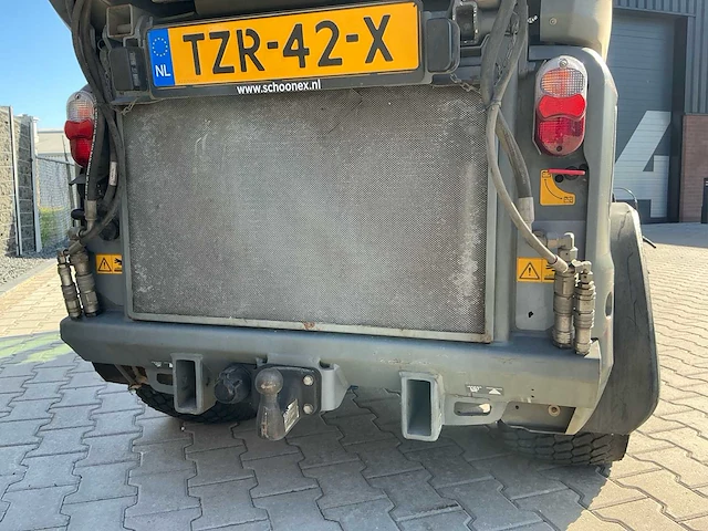 2015 karcher mc130 zelfrijdende veegmachine - afbeelding 22 van  28
