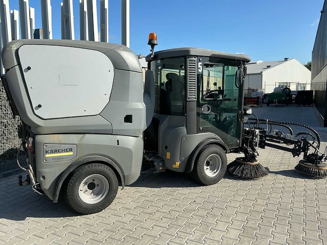 2015 karcher mc130 zelfrijdende veegmachine - afbeelding 11 van  26