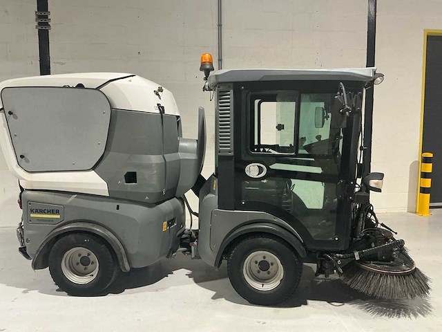 2015 karcher mc130 zelfrijdende veegmachine - afbeelding 14 van  38