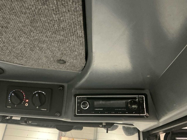 2015 karcher mc130 zelfrijdende veegmachine - afbeelding 28 van  38