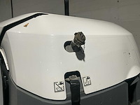 2015 karcher mc130 zelfrijdende veegmachine - afbeelding 31 van  38