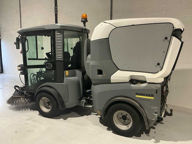 2015 karcher mc130 zelfrijdende veegmachine - afbeelding 12 van  19