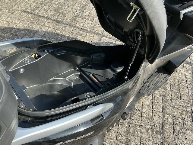 2015 kawasaki scooter j300 abs motorfiets - afbeelding 19 van  26
