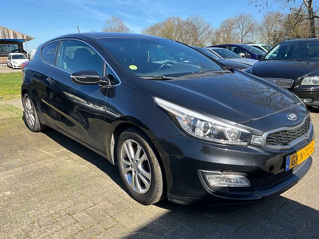 2015 kia ceed 1.6 crdi super pack personenauto - afbeelding 18 van  24