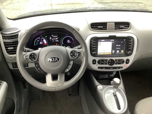 2015 kia e-soul elektrische personenauto r-894-df - afbeelding 17 van  38